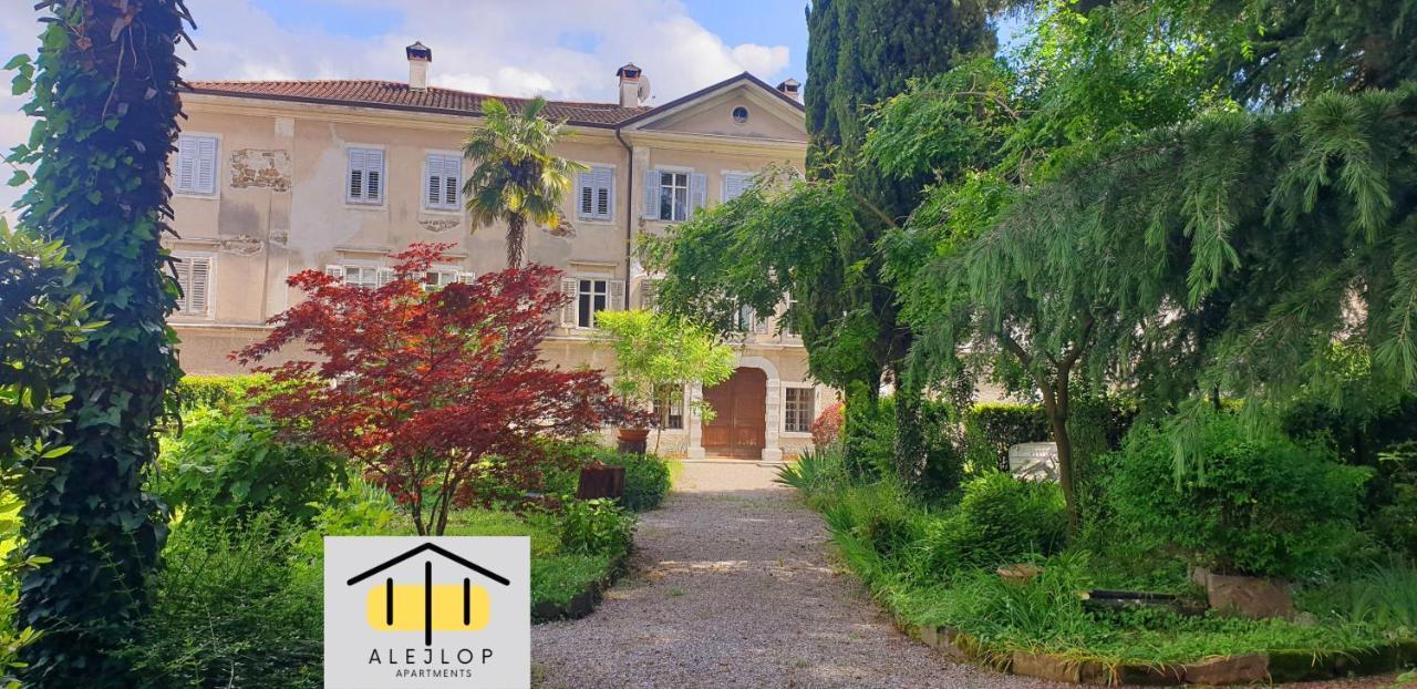 Alejlop Apartment Gorizia Bagian luar foto