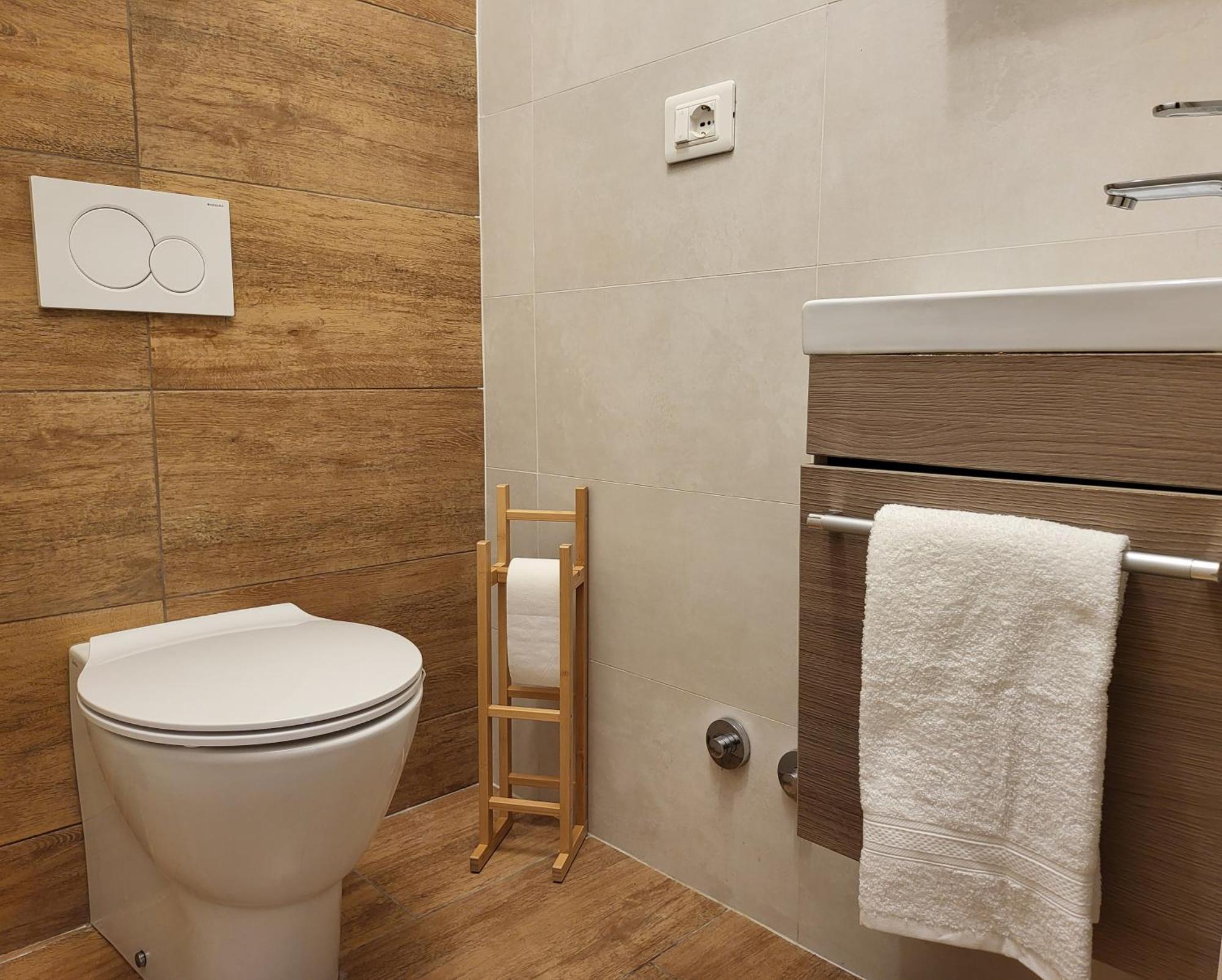 Alejlop Apartment Gorizia Bagian luar foto